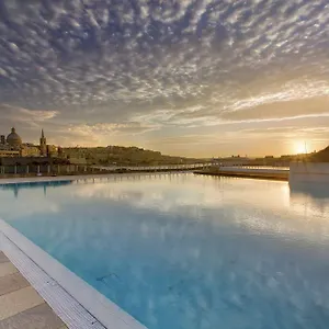 Marvellous In Tigne Point Sliema